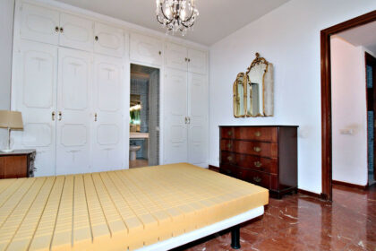 f328736f225a18cb88b295b7e3ca29ac - 14