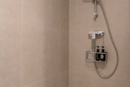 f34b42317149643b6cfda29072329d4a - 18