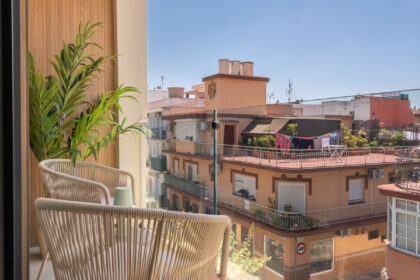 f34b42317149643b6cfda29072329d4a - 19