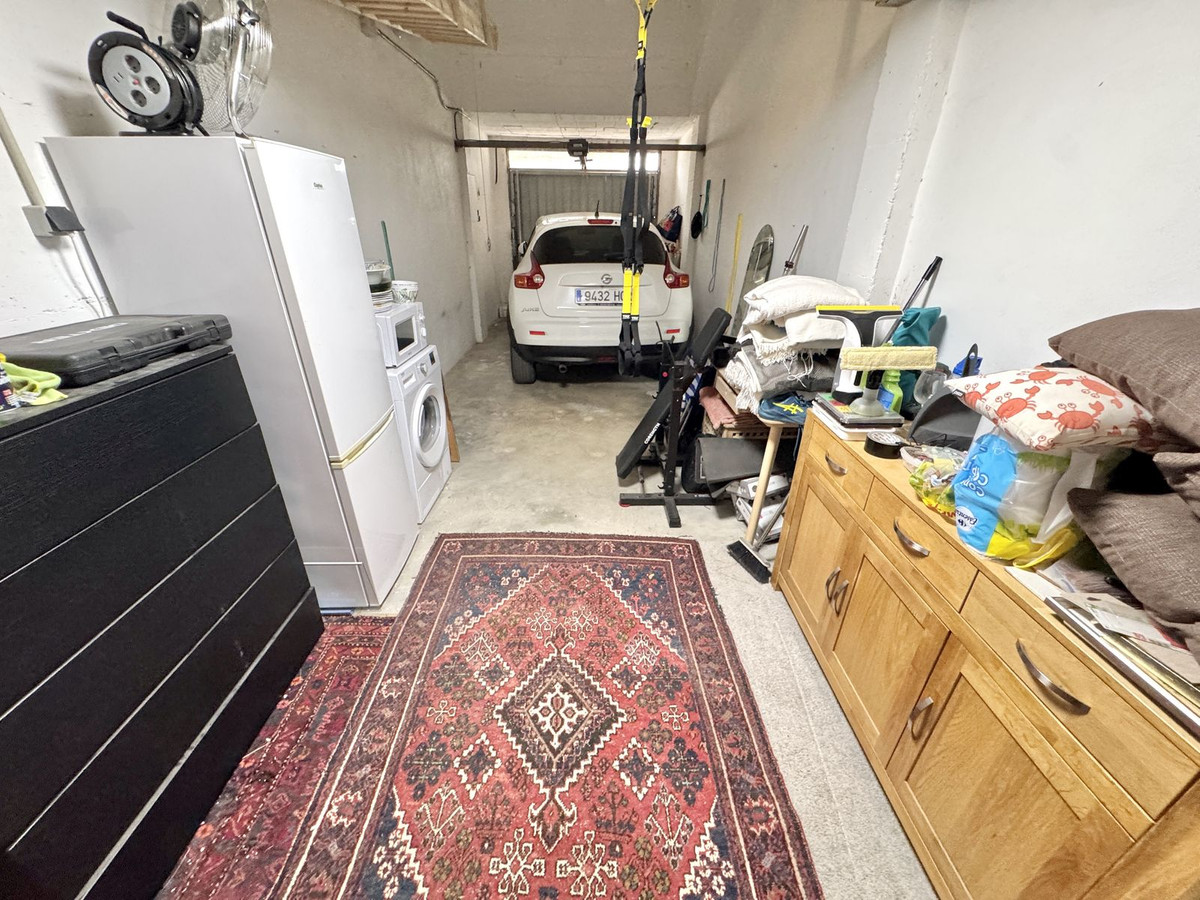 f3e33c222b21c83e271fb6b6afd15db1 - 20