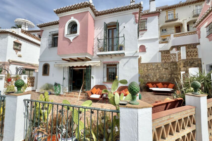 f3e33c222b21c83e271fb6b6afd15db1 - 3