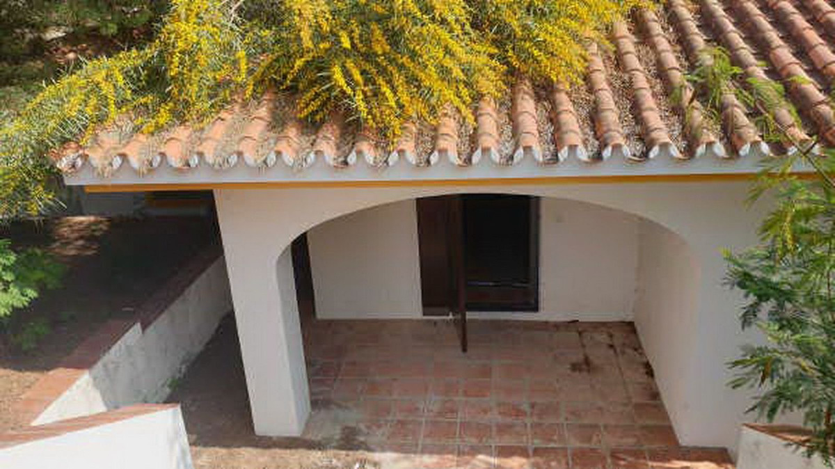 f3ea0527a2110b7682636362b2818526 - 11