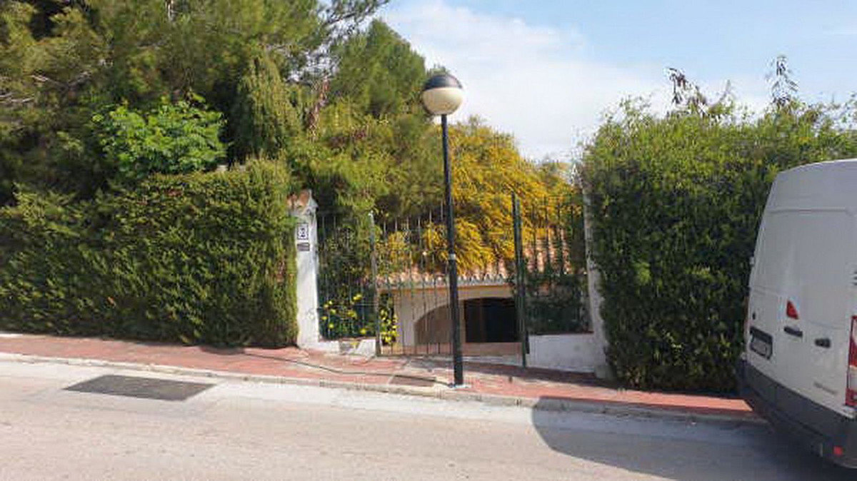 f3ea0527a2110b7682636362b2818526 - 27