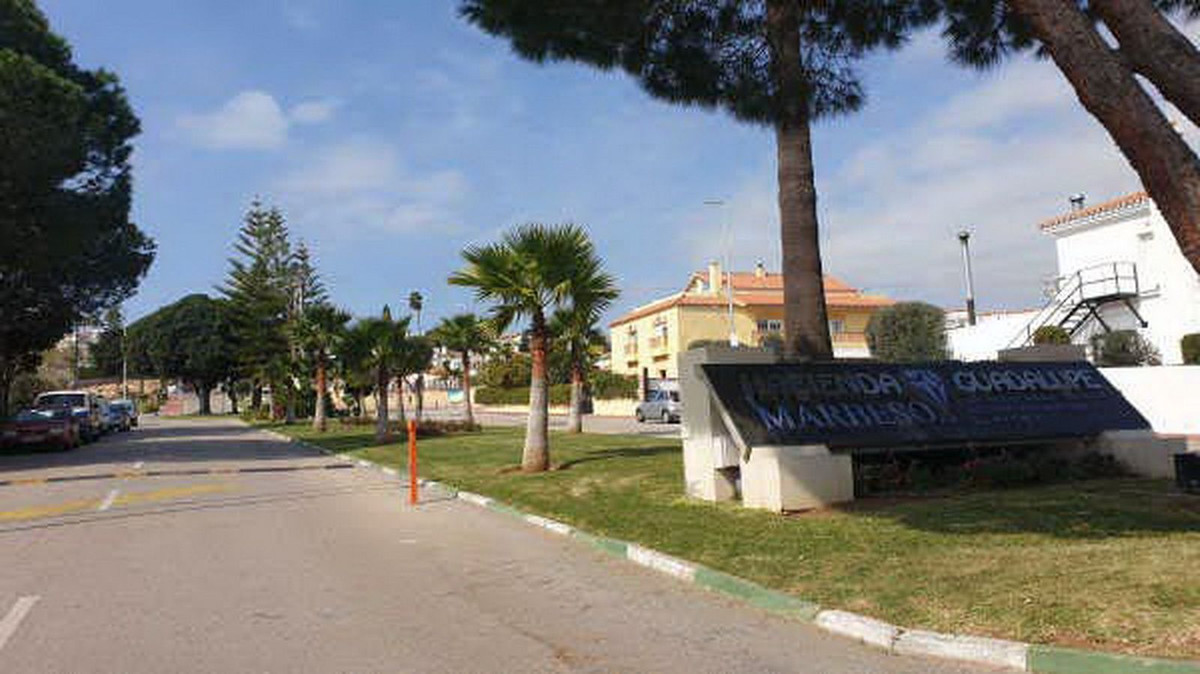 f3ea0527a2110b7682636362b2818526 - 31