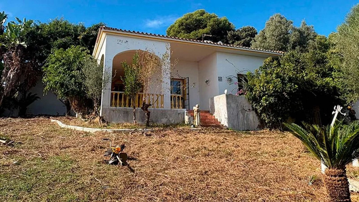 f3ea0527a2110b7682636362b2818526 - 8