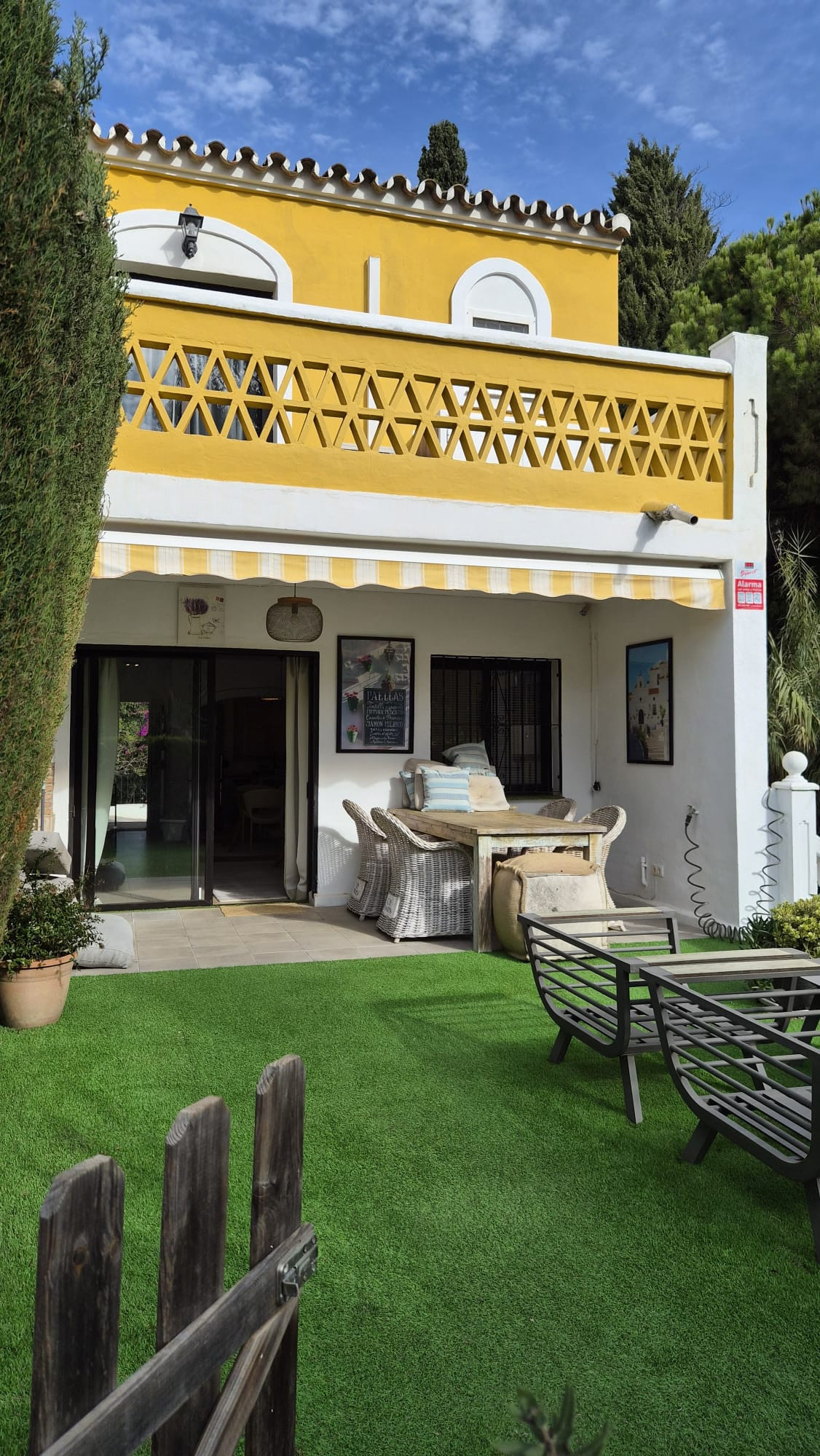 f497b3ab5e7f51e4334168555223afce - 21