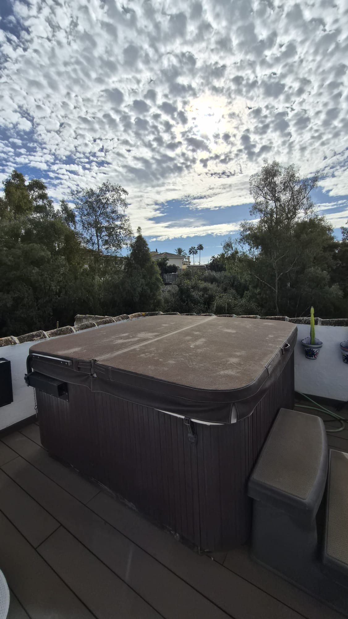 f497b3ab5e7f51e4334168555223afce - 24