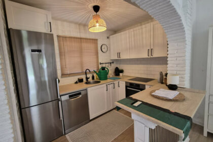 f497b3ab5e7f51e4334168555223afce - 3