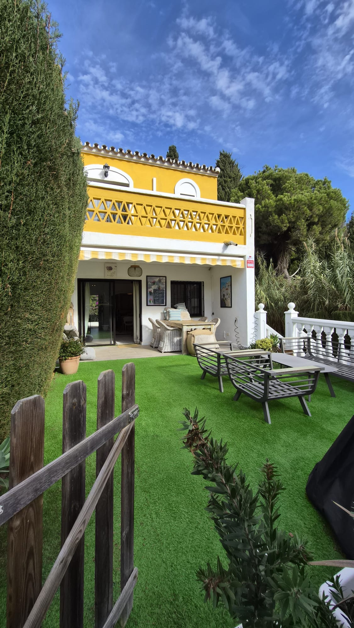 f497b3ab5e7f51e4334168555223afce - 6