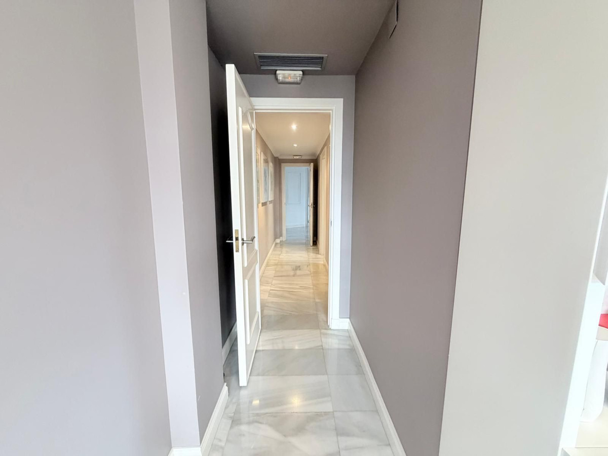 f4eb47103c5659217598dfe252373fc6 - 18