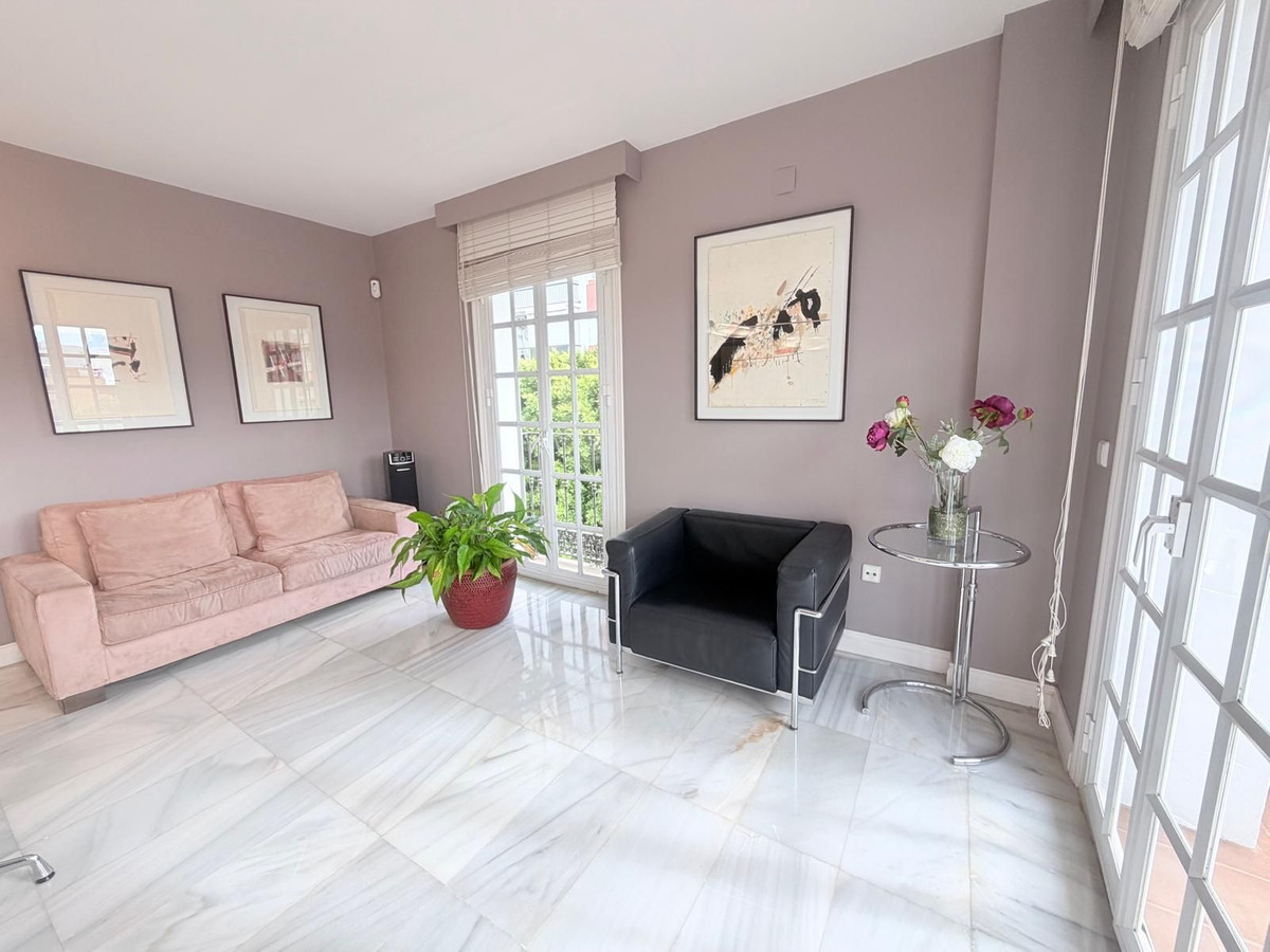 f4eb47103c5659217598dfe252373fc6 - 23