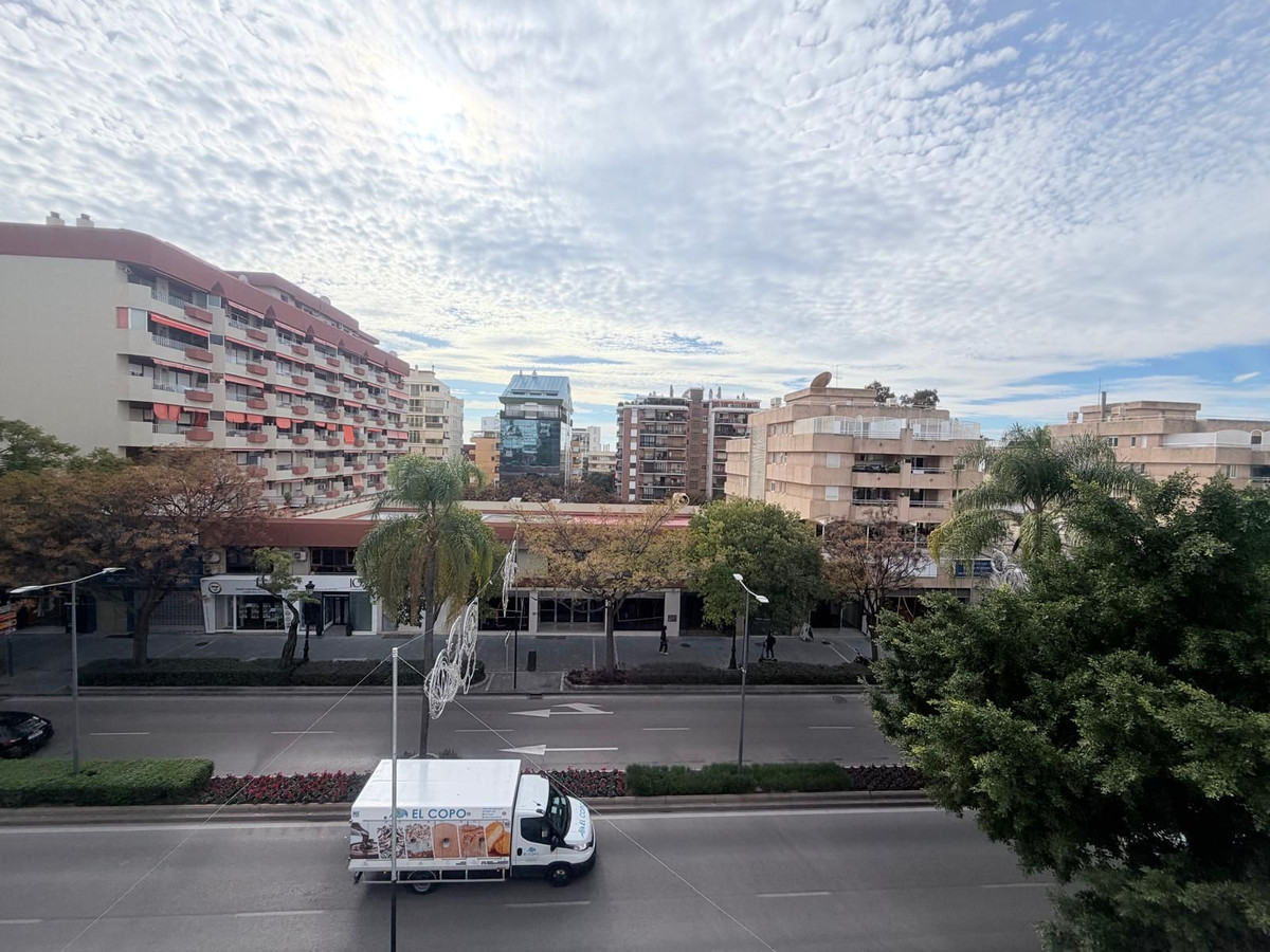 f4eb47103c5659217598dfe252373fc6 - 32