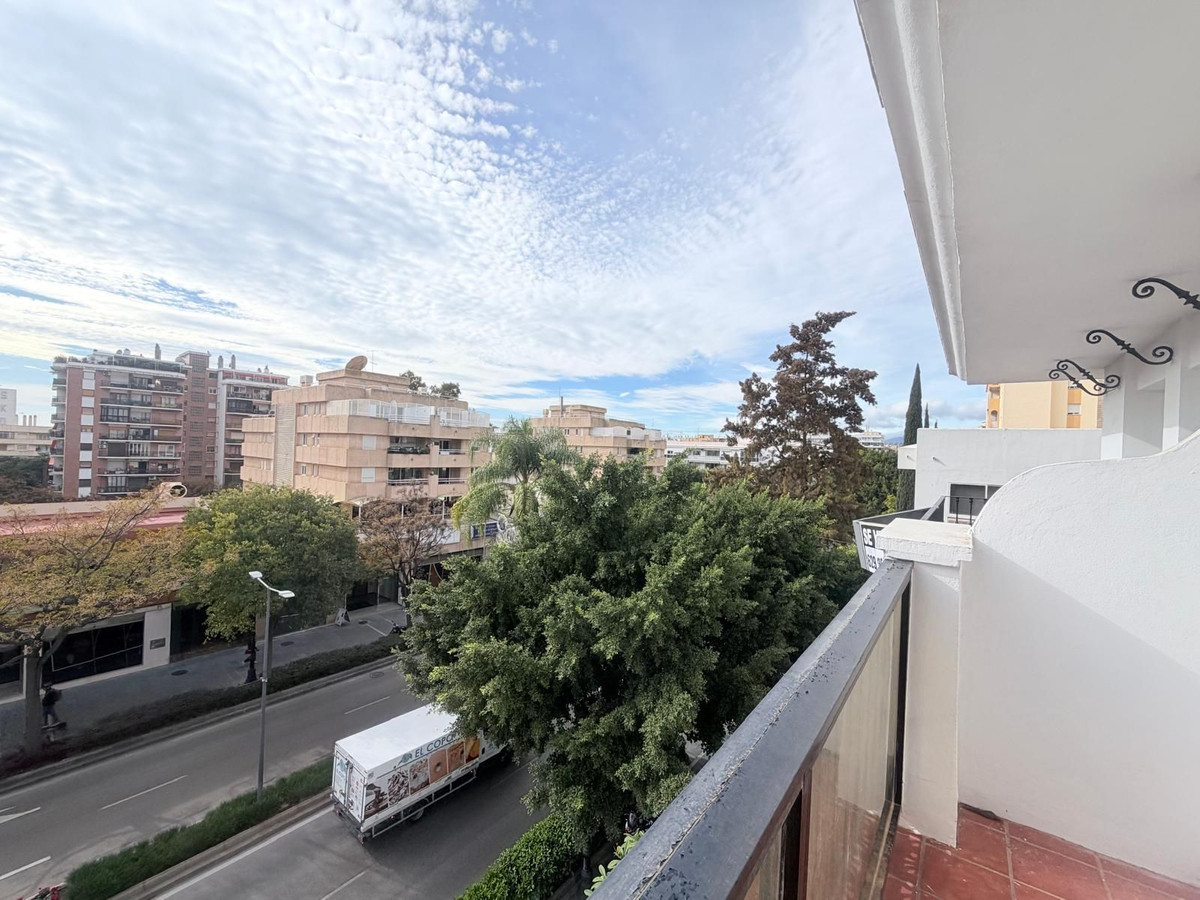 f4eb47103c5659217598dfe252373fc6 - 33