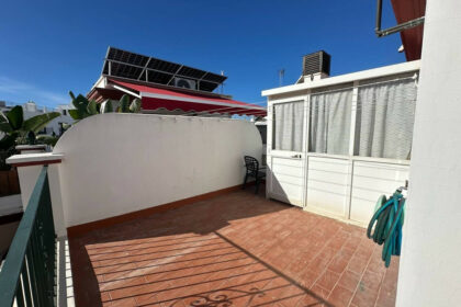 f54fcff671e0a2e282fbf859f108a92e - 15