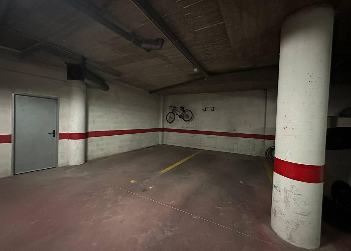 f54fcff671e0a2e282fbf859f108a92e - 18