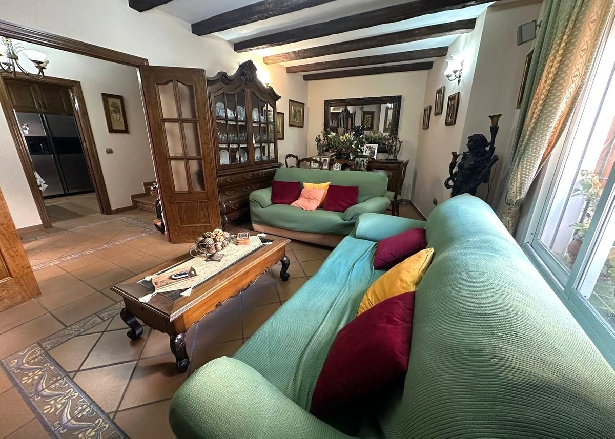 f54fcff671e0a2e282fbf859f108a92e - 3