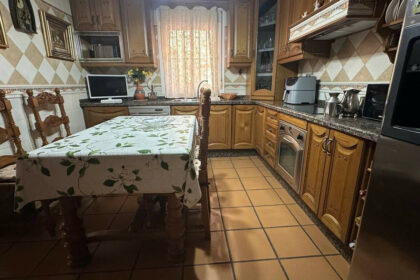 f54fcff671e0a2e282fbf859f108a92e - 7