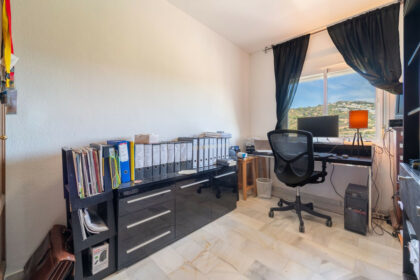 f555224d5aa21b16e853ccfc77ef3fa6 - 21