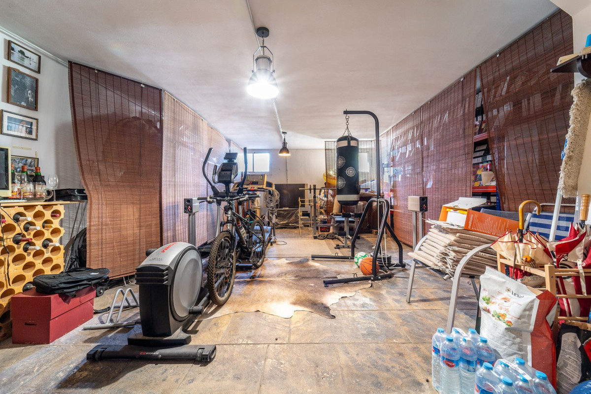 f555224d5aa21b16e853ccfc77ef3fa6 - 26