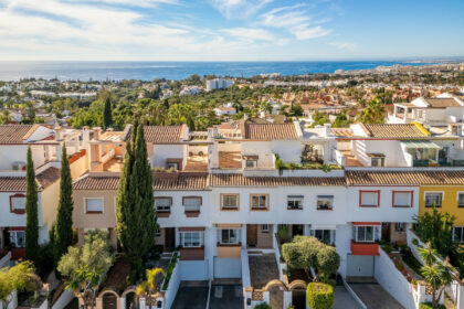 f555224d5aa21b16e853ccfc77ef3fa6 - 28