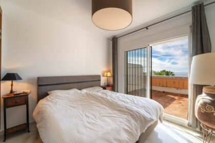 f555224d5aa21b16e853ccfc77ef3fa6 - 31