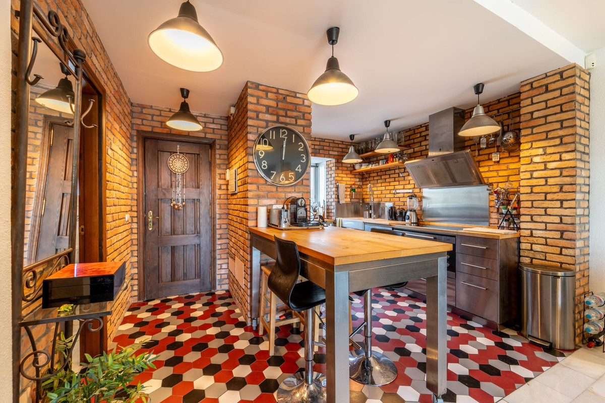 f555224d5aa21b16e853ccfc77ef3fa6 - 5