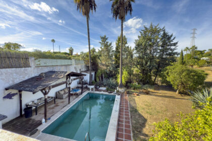 f55a3509a6734ffa80fc59518e19ad7f - 1