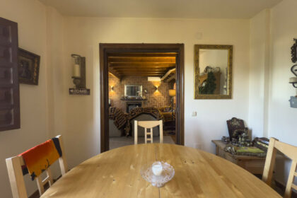 f55a3509a6734ffa80fc59518e19ad7f - 12