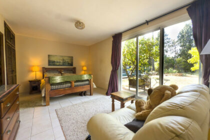 f55a3509a6734ffa80fc59518e19ad7f - 19