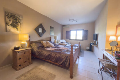 f55a3509a6734ffa80fc59518e19ad7f - 25