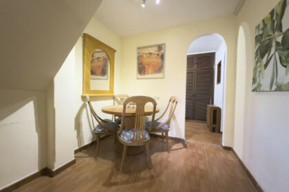 f55a3509a6734ffa80fc59518e19ad7f - 30