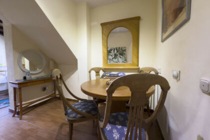 f55a3509a6734ffa80fc59518e19ad7f - 31