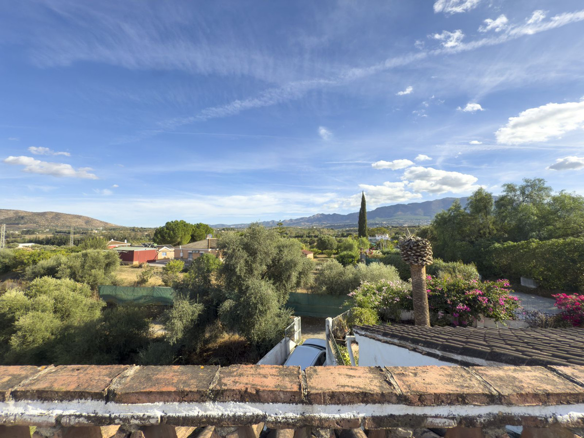 f55a3509a6734ffa80fc59518e19ad7f - 36