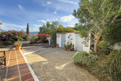 f55a3509a6734ffa80fc59518e19ad7f - 41