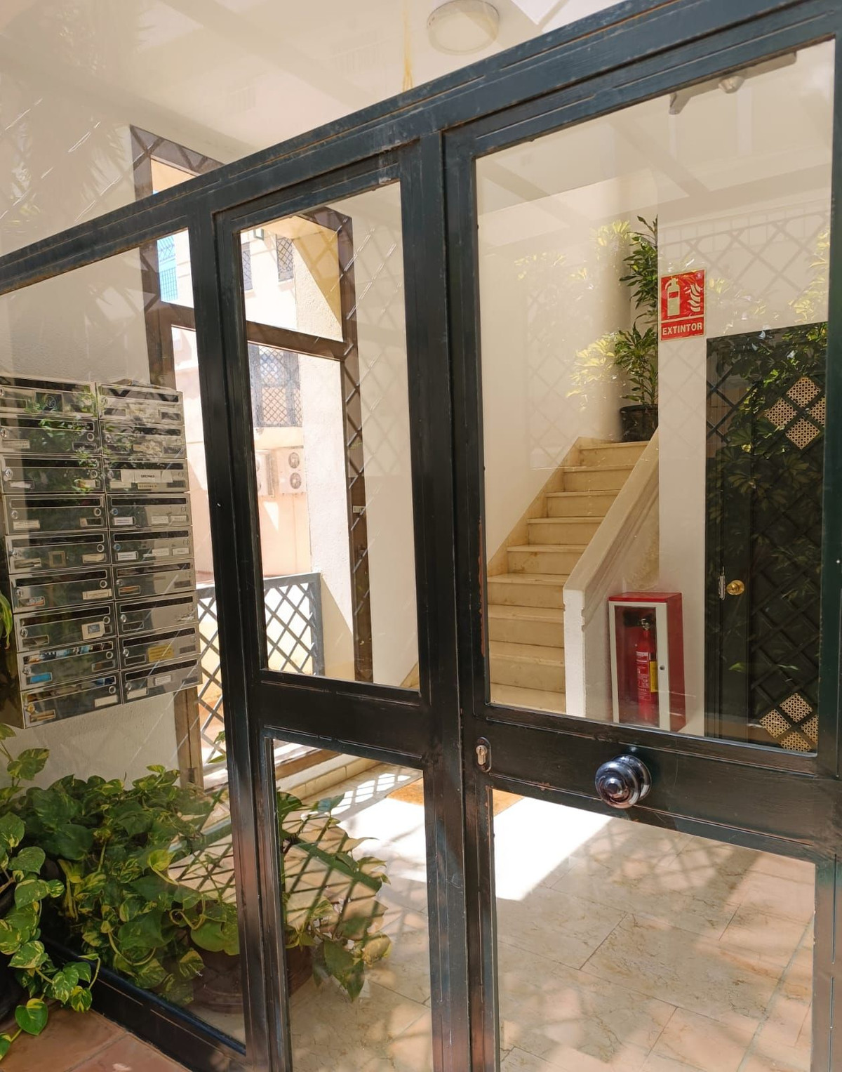 f68f4a6e6d427ec179a0e0fa9a7d9ba4 - 3