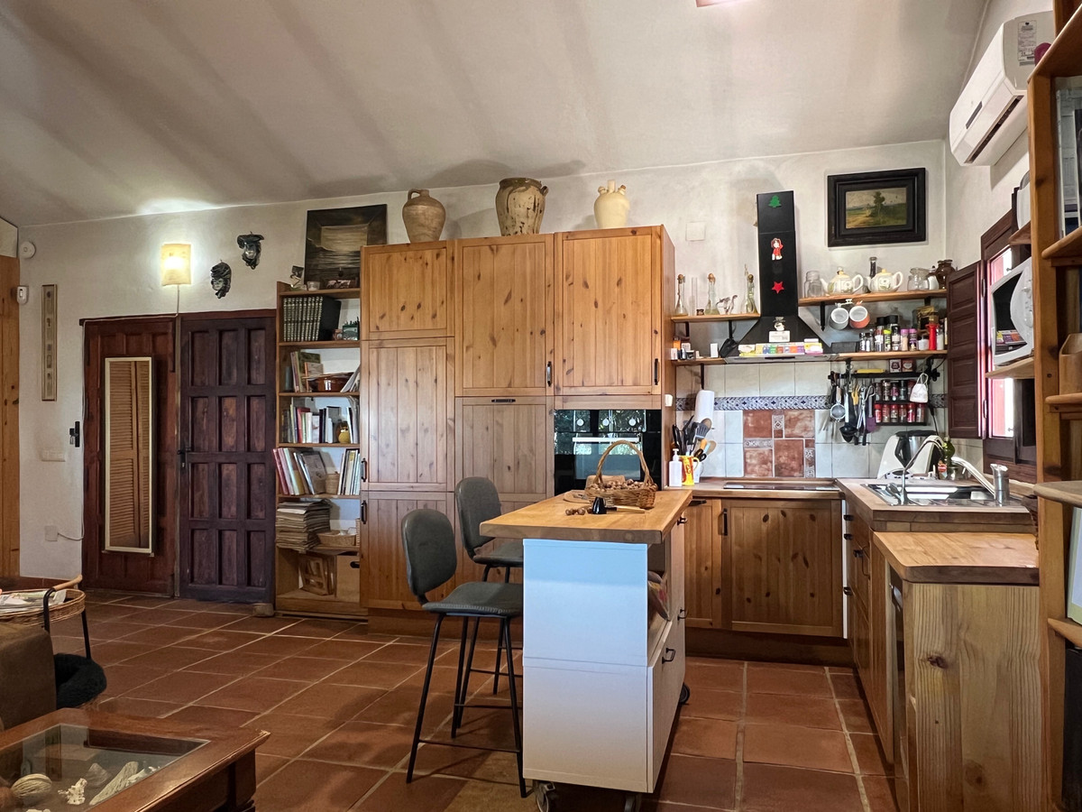 f74edc69f2f7abe306cdafab033af8cf - 10