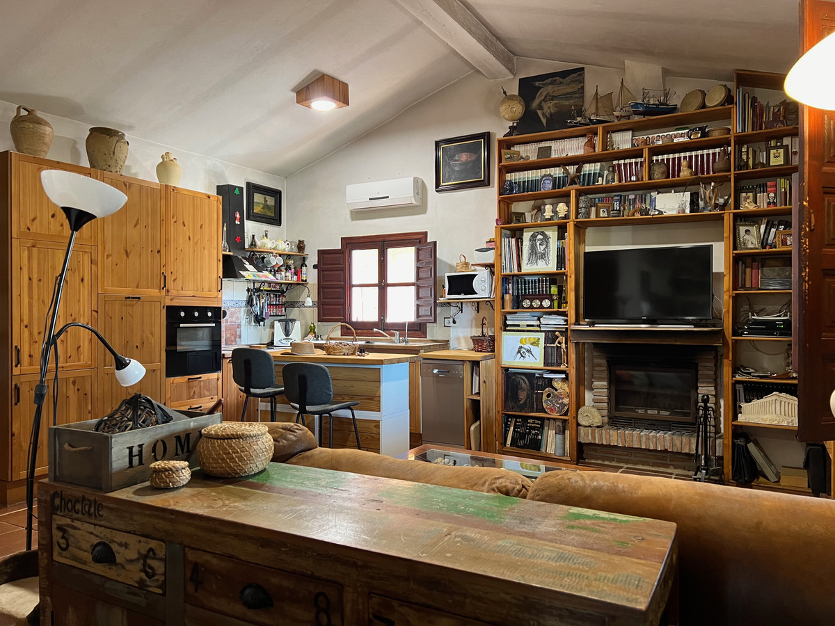 f74edc69f2f7abe306cdafab033af8cf - 15