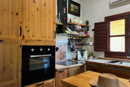 f74edc69f2f7abe306cdafab033af8cf - 18