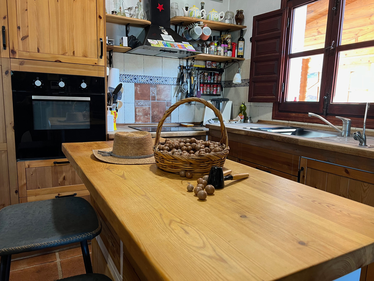 f74edc69f2f7abe306cdafab033af8cf - 19