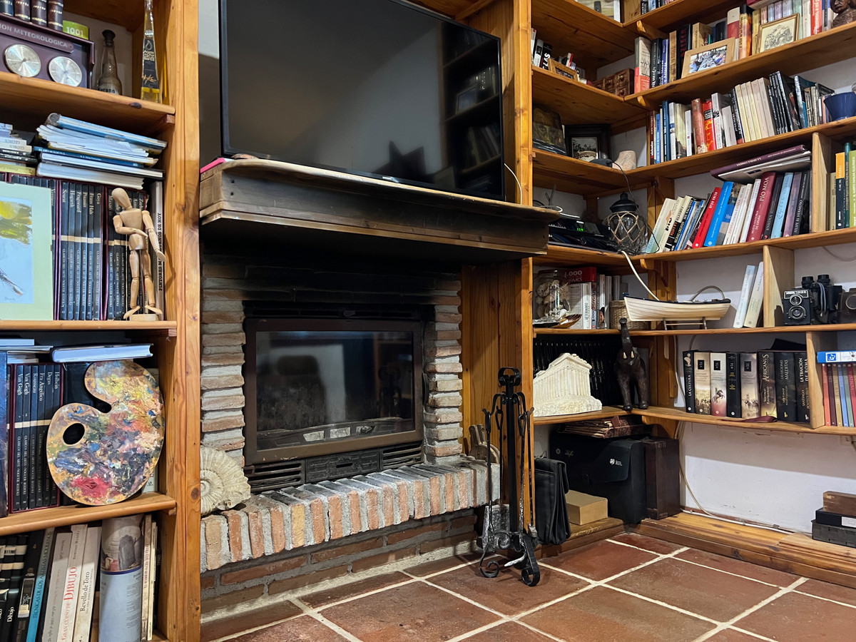 f74edc69f2f7abe306cdafab033af8cf - 21