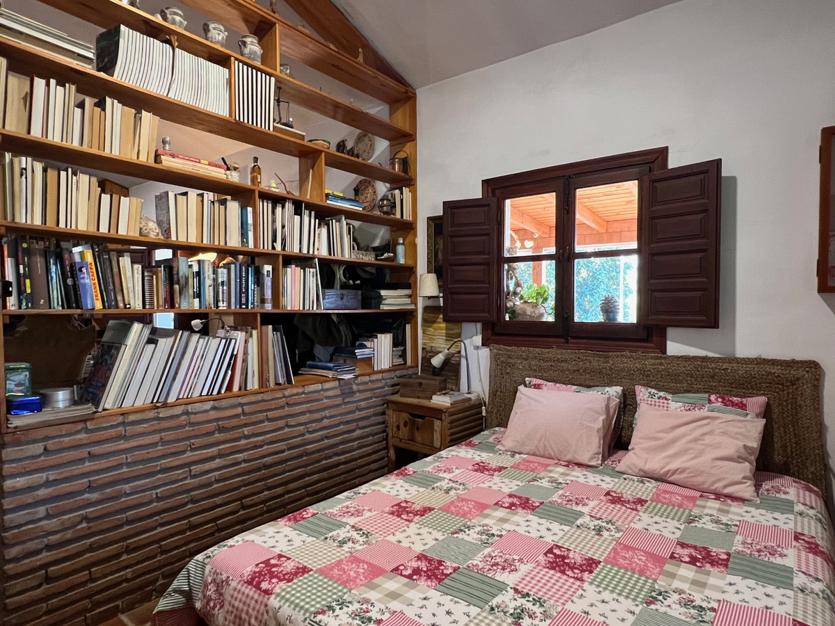 f74edc69f2f7abe306cdafab033af8cf - 27