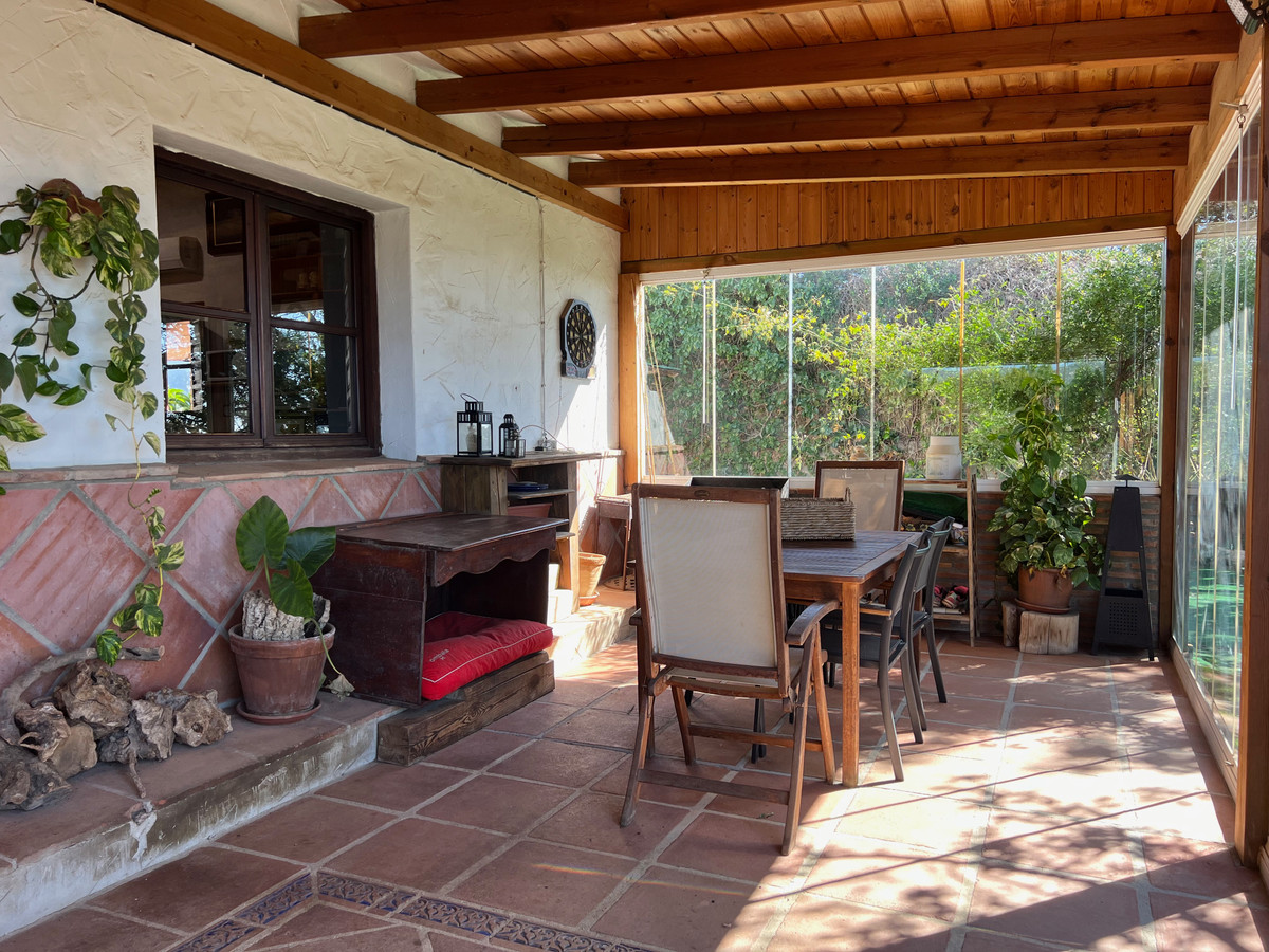 f74edc69f2f7abe306cdafab033af8cf - 31