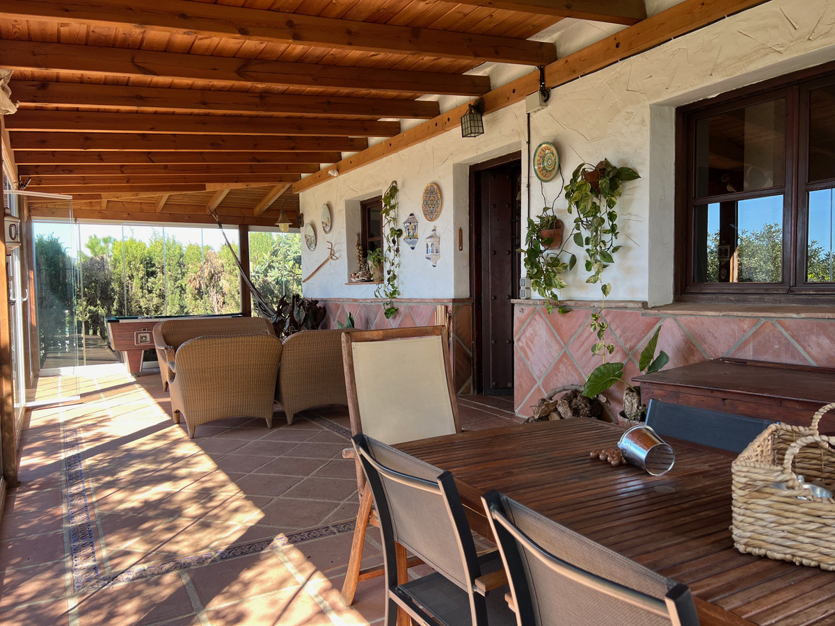 f74edc69f2f7abe306cdafab033af8cf - 32