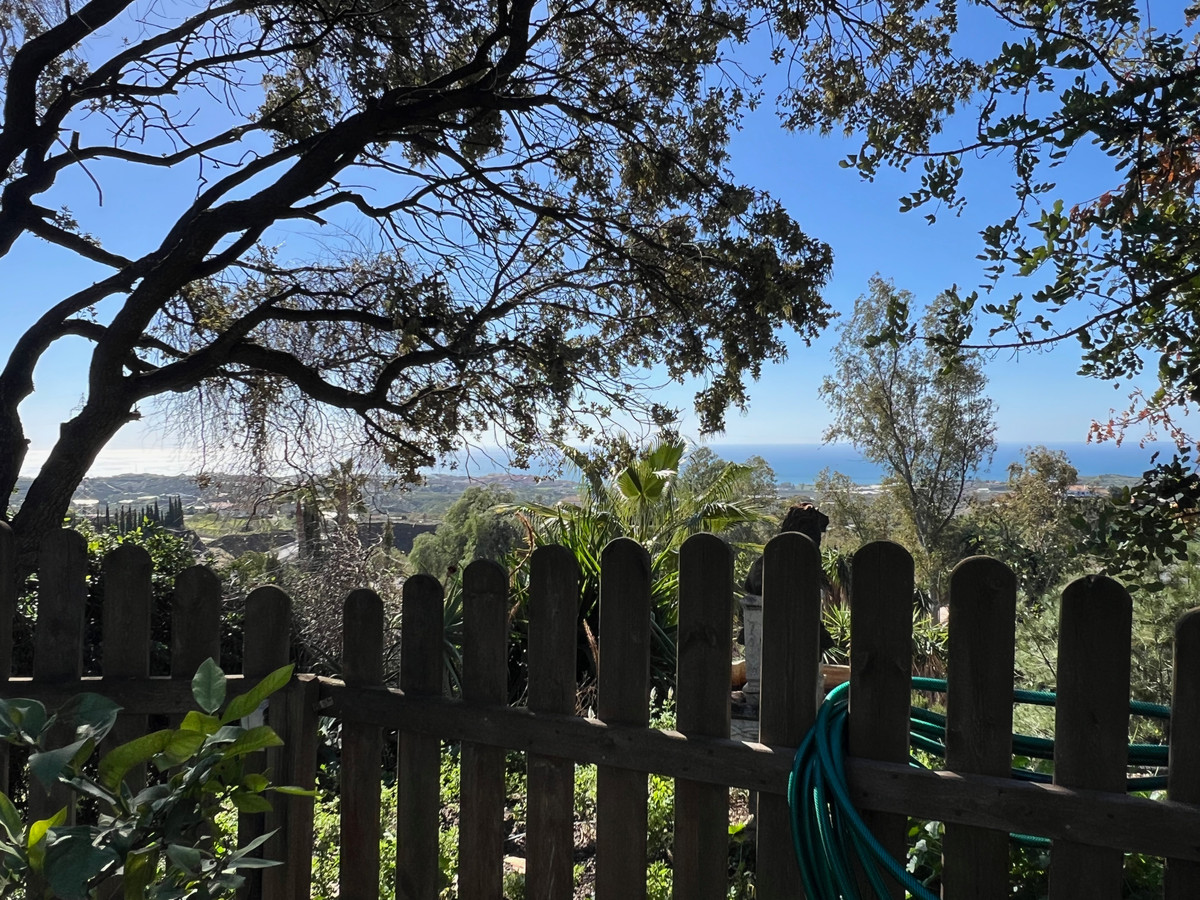 f74edc69f2f7abe306cdafab033af8cf - 42