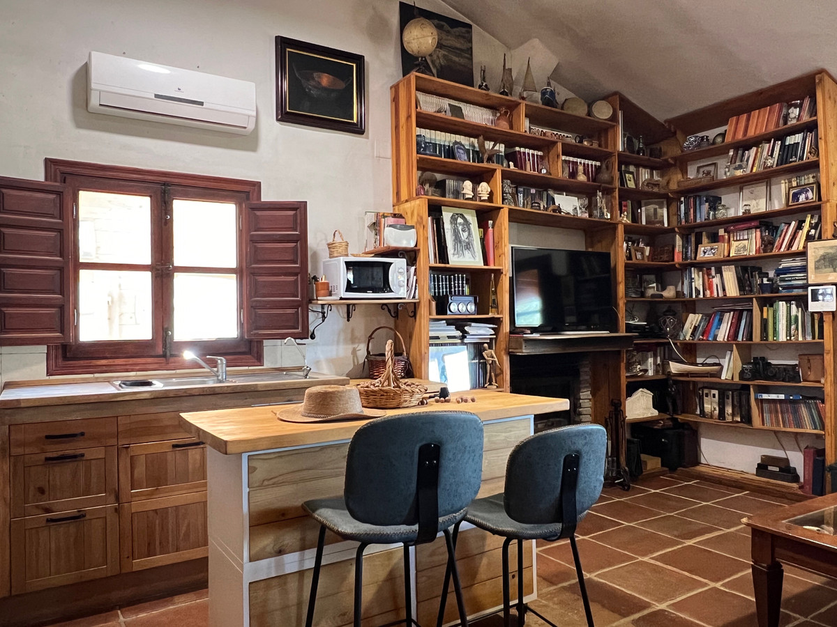 f74edc69f2f7abe306cdafab033af8cf - 8