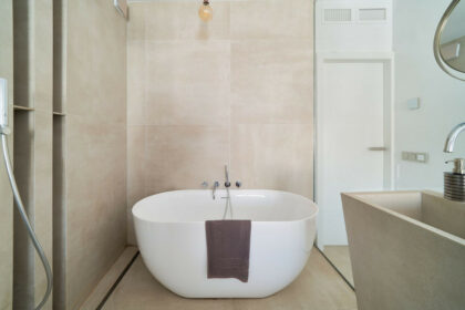 f84606d98dd482e89cdcd2d70e1d6bb7 - 24