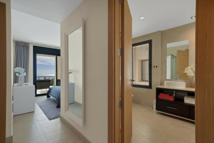 f8fc622445afd14e1c0e188f8f70b245 - 18