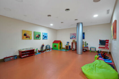 f8fc622445afd14e1c0e188f8f70b245 - 28