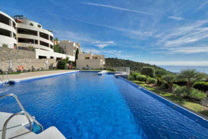 f8fc622445afd14e1c0e188f8f70b245 - 34