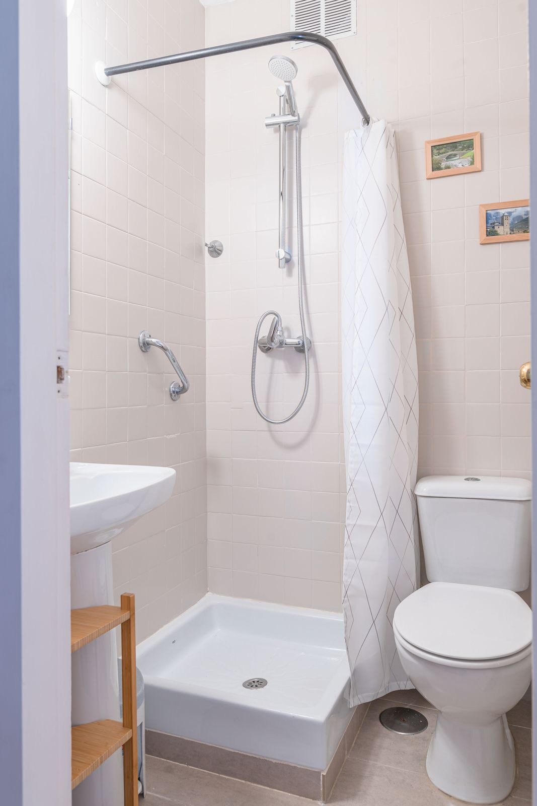 f90111ac0bf86d8576e512b2a462ae5b - 14